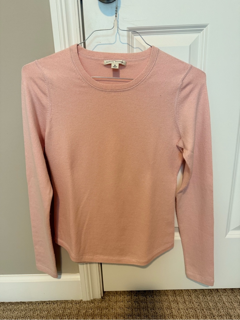 Banana Republic Blush Pink Long Sleeve Crewneck Top